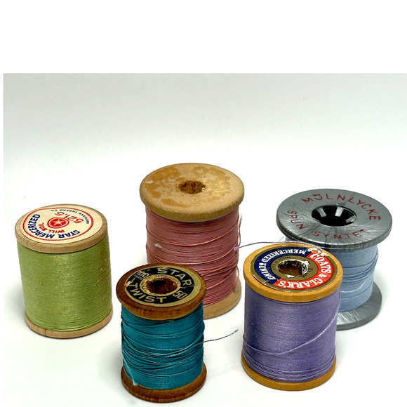 Vintage Thread On Wooden Spools Lot Of 30 - Picture 6 of 9